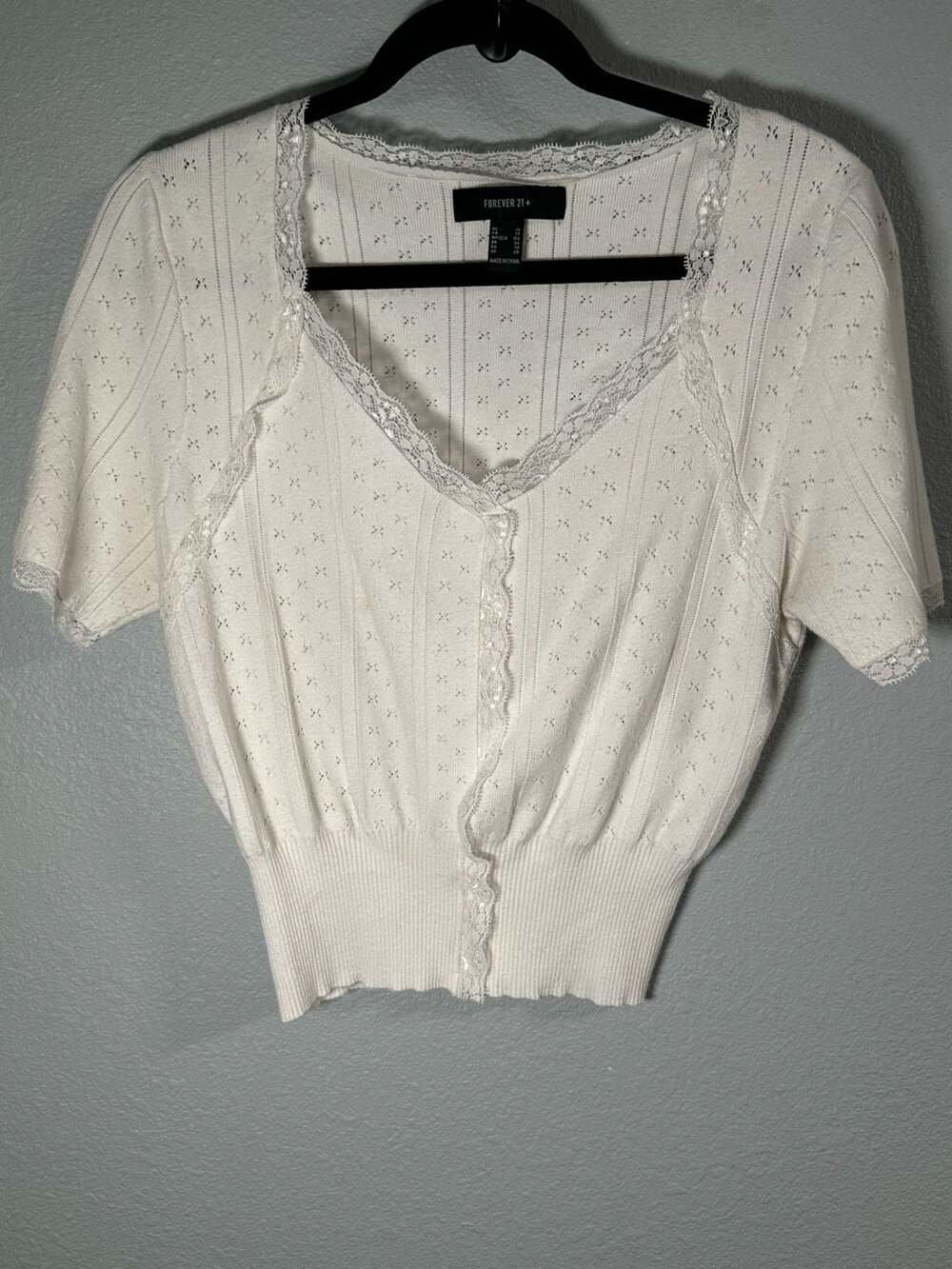 Forever 21 Plus Size Sweater-Knit Crop Top White Lace Trim Short Sleeve Size 1X